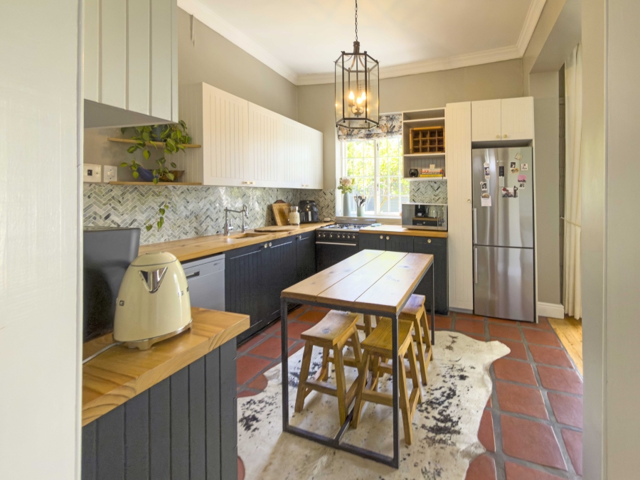 2 Bedroom Property for Sale in Claremont Western Cape